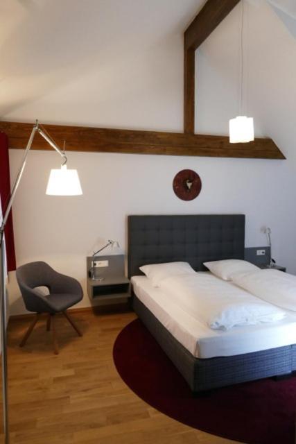 Hotel Ottheinrich Weinheim Exterior photo