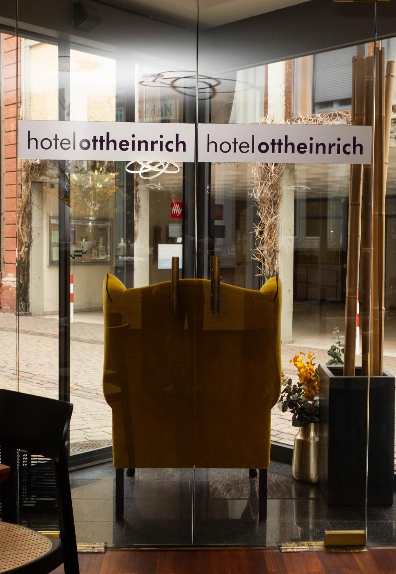 Hotel Ottheinrich Weinheim Exterior photo